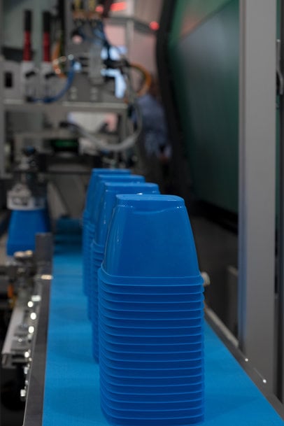 Keeping load peaks down and operational reliability up